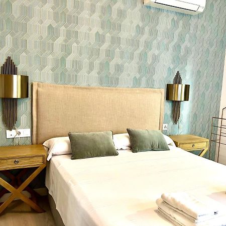 Apartamento Estudio Real Suites غرناطة المظهر الخارجي الصورة